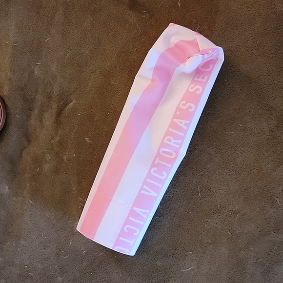 Victoria Secrets Umbrella - Picture 5 of 5